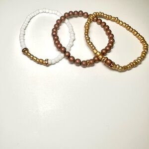 Elegant Gold and White Beaded Bracelet Set